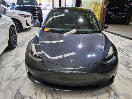 Gray 2023 Tesla Model 3 Long Range