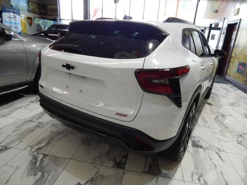 2025 Chevrolet Trax FWD 2RS