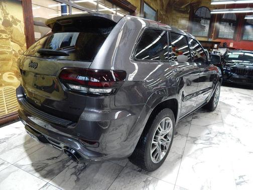 2021 Jeep Grand Cherokee SRT
