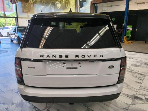White 2020 Land Rover Range Rover 3.0L V6 Turbocharged Diesel HSE Td6