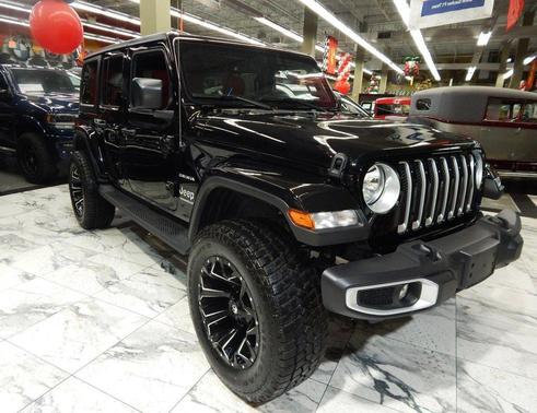 2023 Jeep Wrangler 4-Door Sahara