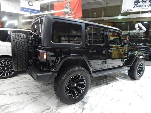 2023 Jeep Wrangler 4-Door Sahara