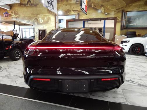 2021 Porsche Taycan 4S