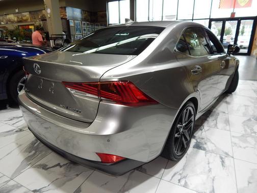 2019 Lexus IS 300 Base