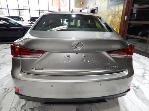 2019 Lexus IS 300 Base