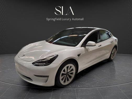 Pearl White Multi-Coat 2022 Tesla Model 3 Long Range