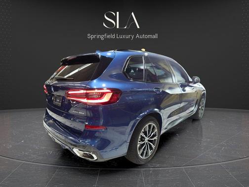 Carbon Black Metallic 2023 BMW X5 xDrive40i