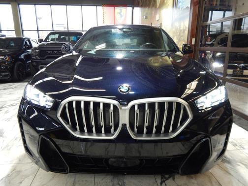 2025 BMW X6 xDrive40i