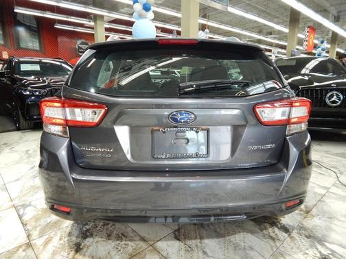 2019 Subaru Impreza 2.0i Premium