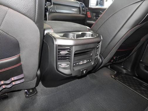 Diamond Black Crystal Pearlcoat 2024 RAM 1500 TRX