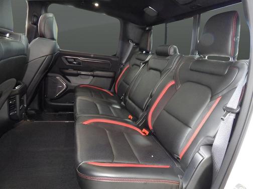 Diamond Black Crystal Pearlcoat 2024 RAM 1500 TRX