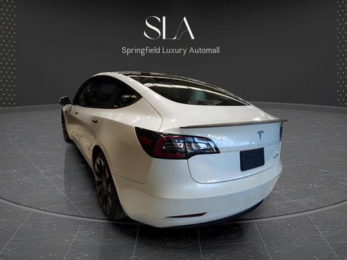 Pearl White Multi-Coat 2021 Tesla Model 3 Performance