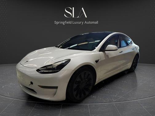 Pearl White Multi-Coat 2021 Tesla Model 3 Performance