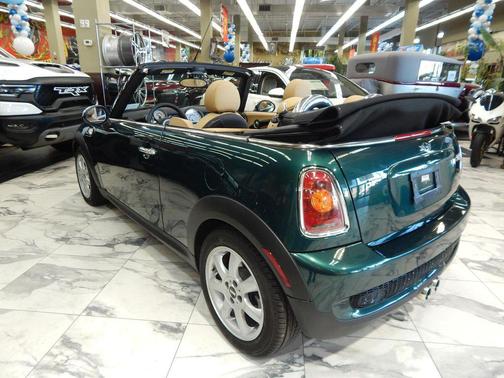 2017 MINI Convertible Cooper