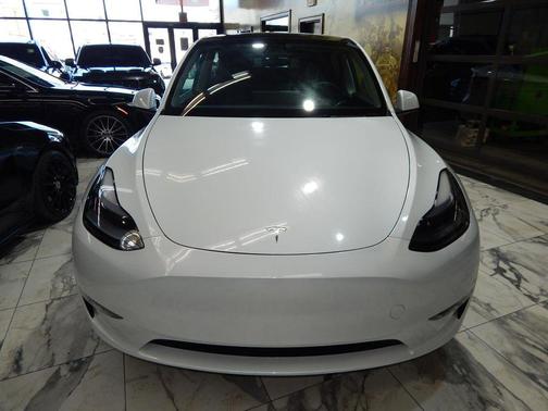 2023 Tesla Model Y Long Range Dual Motor All-Wheel Drive