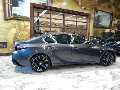 2021 Lexus IS 350 Base
