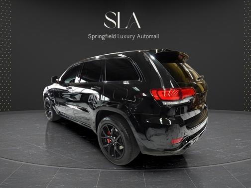 2021 Jeep Grand Cherokee SRT