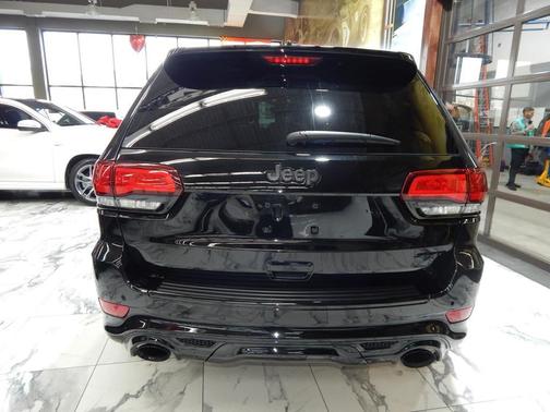 2021 Jeep Grand Cherokee SRT