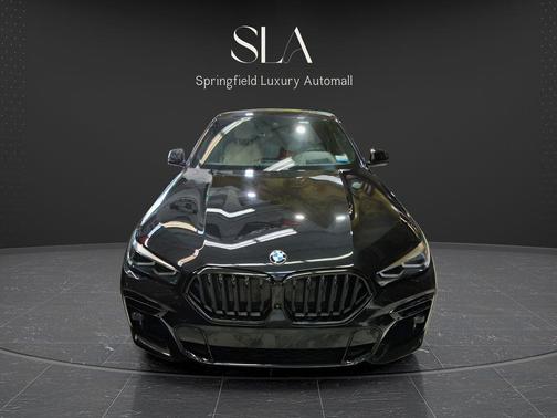 Black 2022 BMW X6 xDrive40i