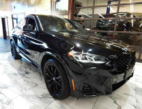 Black 2024 BMW X4 xDrive30i