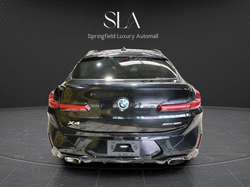 Black 2022 BMW X4 xDrive30i
