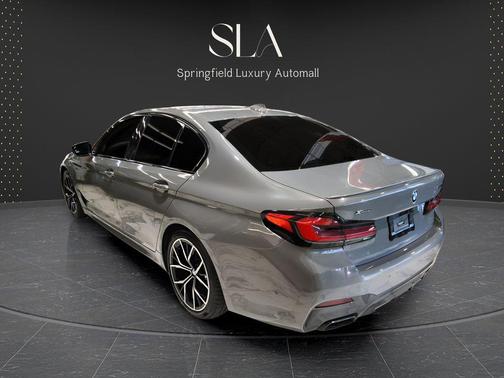 Bernina Grey Amber Effect Metallic 2022 BMW M550 i Xdrive
