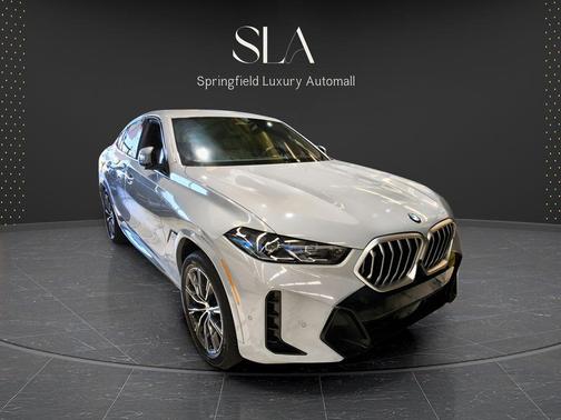 Gray Metallic 2026 BMW X6 xDrive40i