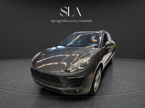 Agate Gray Metallic 2015 Porsche Macan Macan S