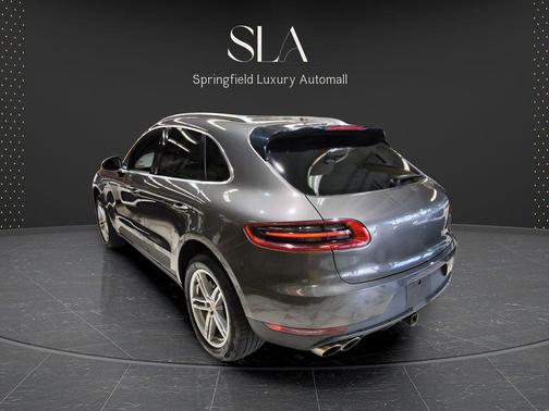 Agate Gray Metallic 2015 Porsche Macan Macan S