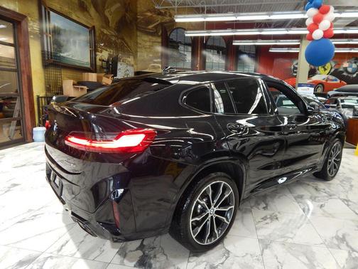 Brooklyn Grey Metallic 2024 BMW X4 xDrive30i