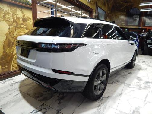 2025 Land Rover Range Rover Velar P250 SE R-Dynamic