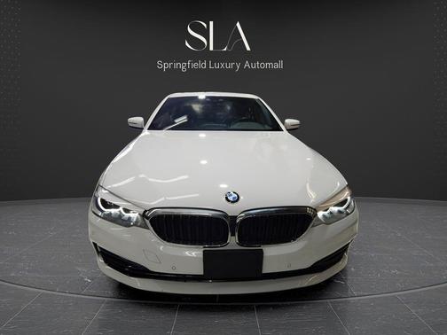 Alpine White 2019 BMW 530 xDrive