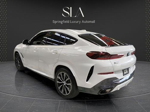 Alpine White 2026 BMW X6 xDrive40i