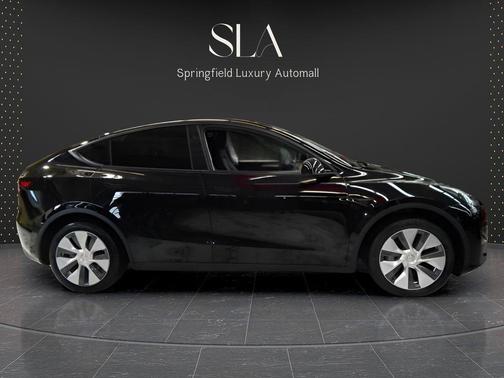 Solid Black 2024 Tesla Model Y Long Range Dual Motor All-Wheel Drive