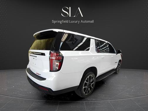 2024 Chevrolet Suburban RST