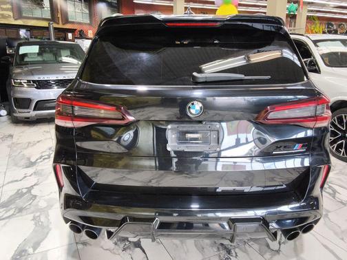 Black Sapphire Metallic 2020 BMW X5 M Base