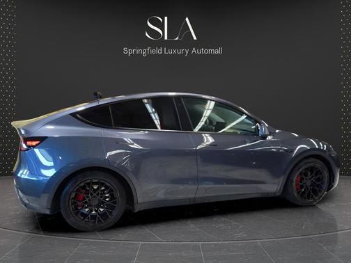 2022 Tesla Model Y Performance Dual Motor All-Wheel Drive