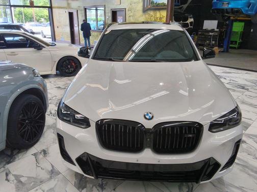 Alpine White 2022 BMW X4 M40i