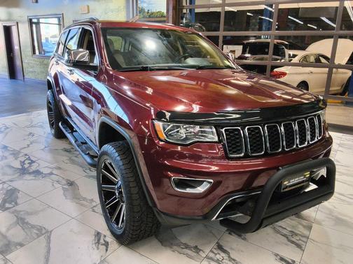 Velvet Red Pearlcoat 2018 Jeep Grand Cherokee Limited