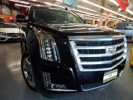 2019 Cadillac Escalade ESV Luxury