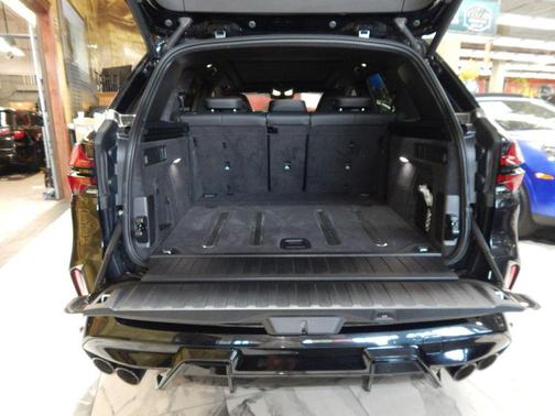 Mineral White Metallic 2024 BMW X5 M Base