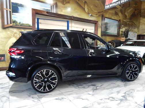 Mineral White Metallic 2024 BMW X5 M Base