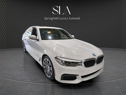 Alpine White 2019 BMW 540 540i