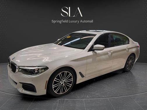 Alpine White 2019 BMW 540 540i