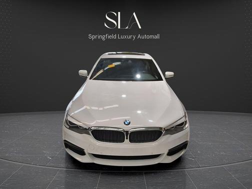 Alpine White 2019 BMW 540 540i