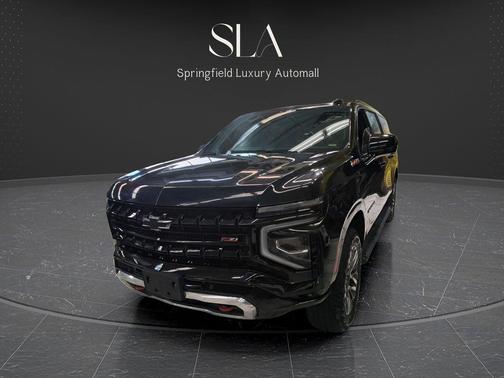 Black 2025 Chevrolet Suburban 4WD Z71