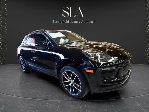 Black 2022 Porsche Macan Macan S