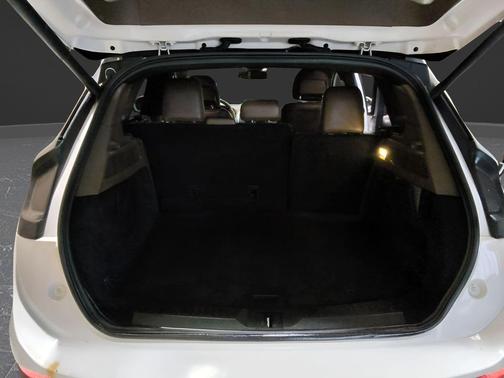 White Platinum Metallic Tri-Coat 2016 Lincoln MKC Reserve