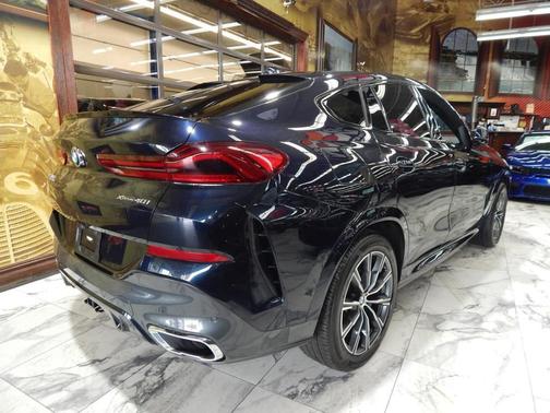 2022 BMW X6 xDrive40i