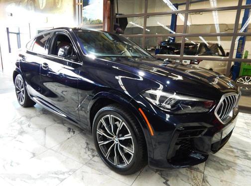 2022 BMW X6 xDrive40i